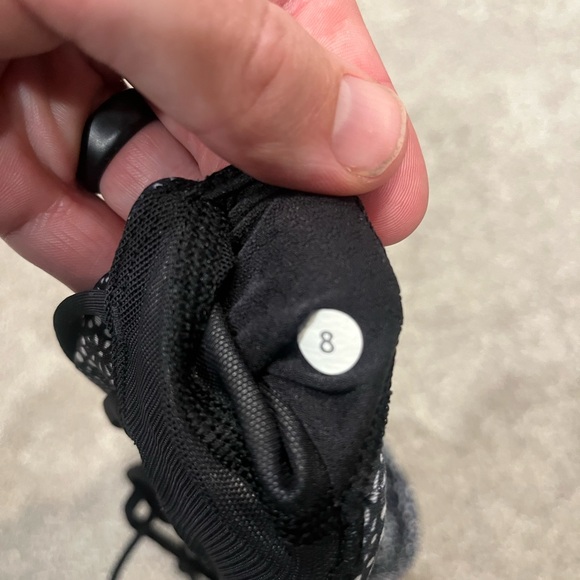 Lululemon Wild and Free Bra EUC - Picture 2 of 3